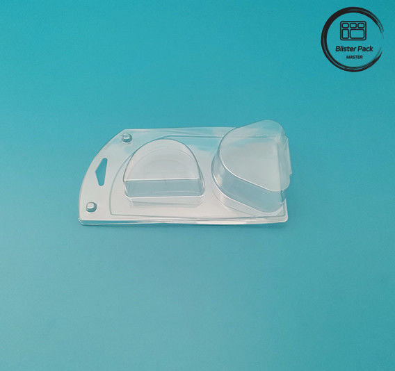 Un plateau pour ampoules médicales PETG pour l'emballage des dispositifs - une solution de stockage durable et stérile