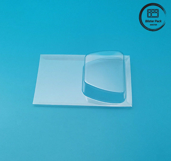 Un plateau pour ampoules médicales PETG pour l'emballage des dispositifs - une solution de stockage durable et stérile