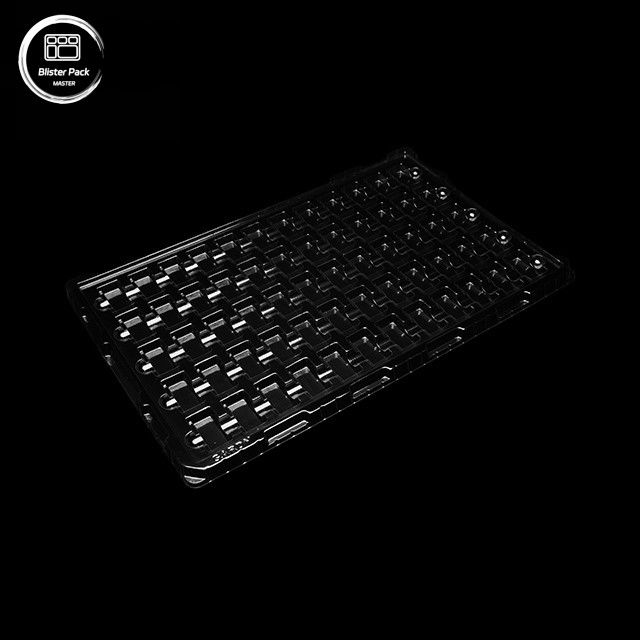 Plateau en plastique transparent antistatique formé sous vide, emballage à 60 grilles pour petits produits électroniques